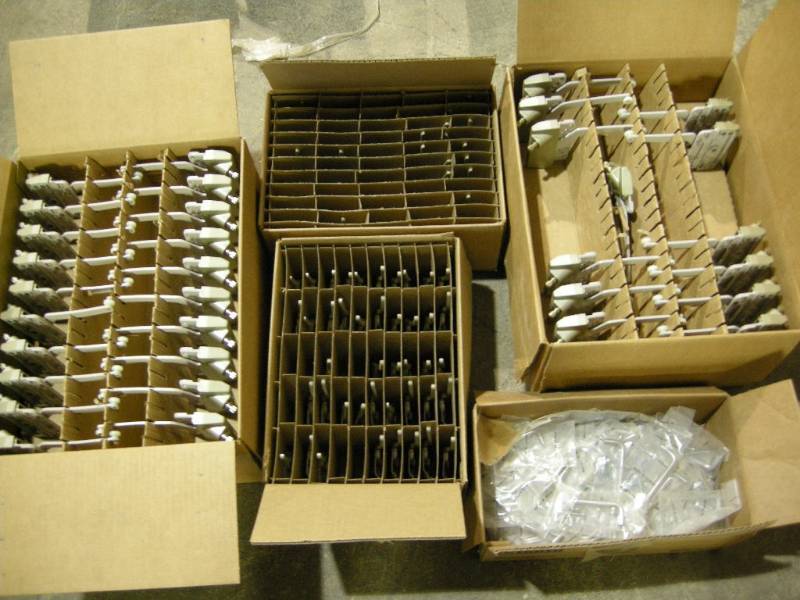lot 77 image: Group New Window Hardware