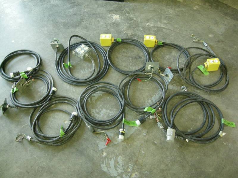 lot 183 image: Group Power Drop Lines