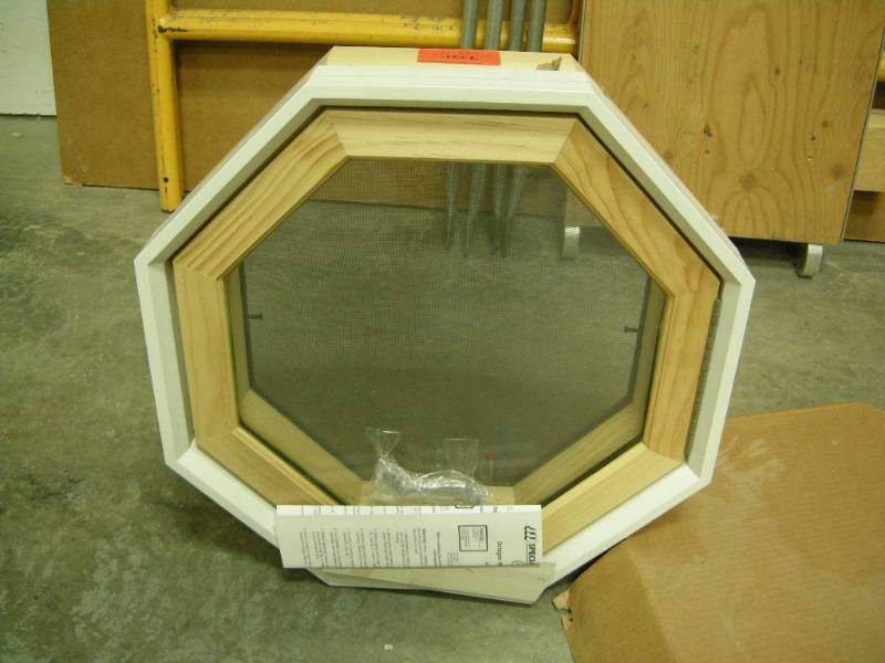lot 143 image: New 22 Octagonal Crank-out Window