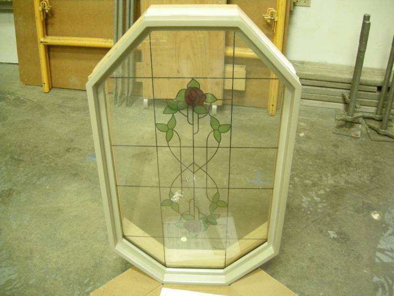 lot 145 image: New 20 x 34 Octagonal Window