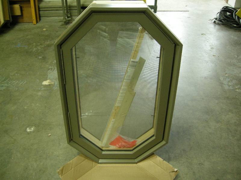 lot 150 image: New Octagonal Crank-out Window