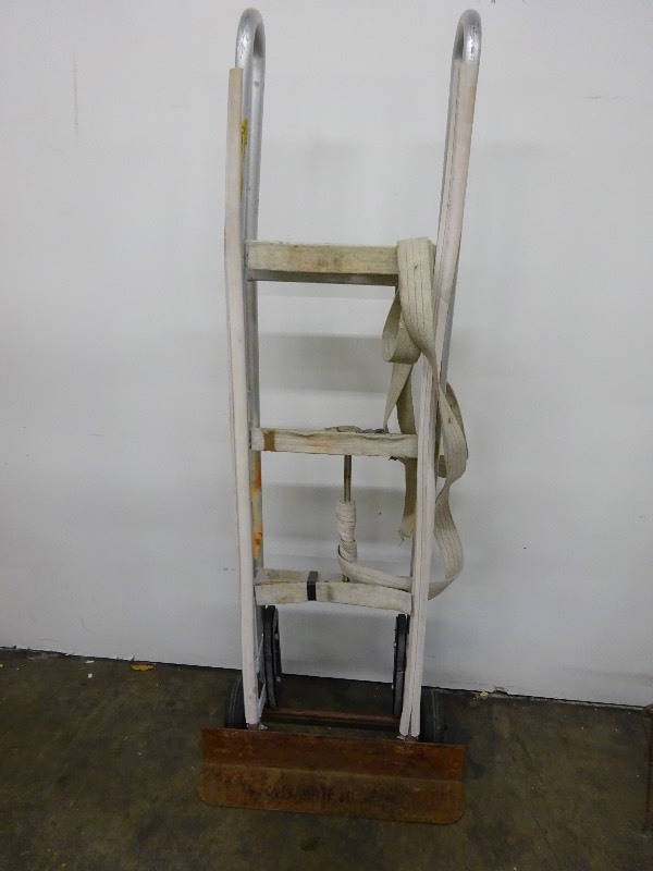 lot 8 image: Aluminum moving dolly