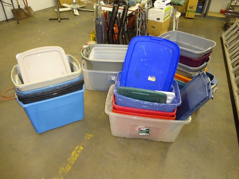 lot 36 image: Variety of bins