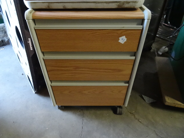 4 cabnets on wheels. 3 drawer. Used...