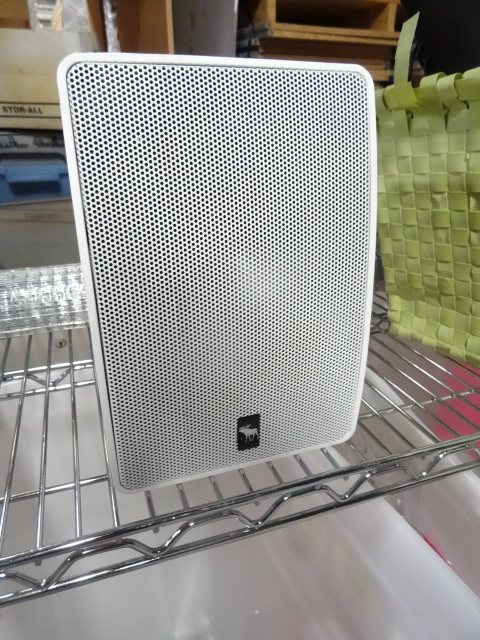 3 Tannoy I5T AW speakers. Comes wit...