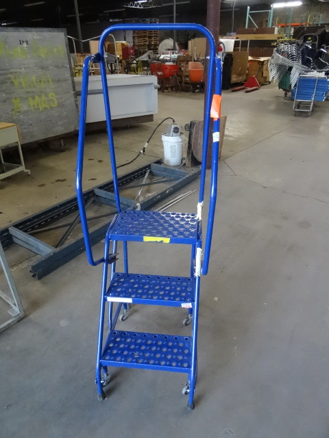 3 step rolling stairs. ...
