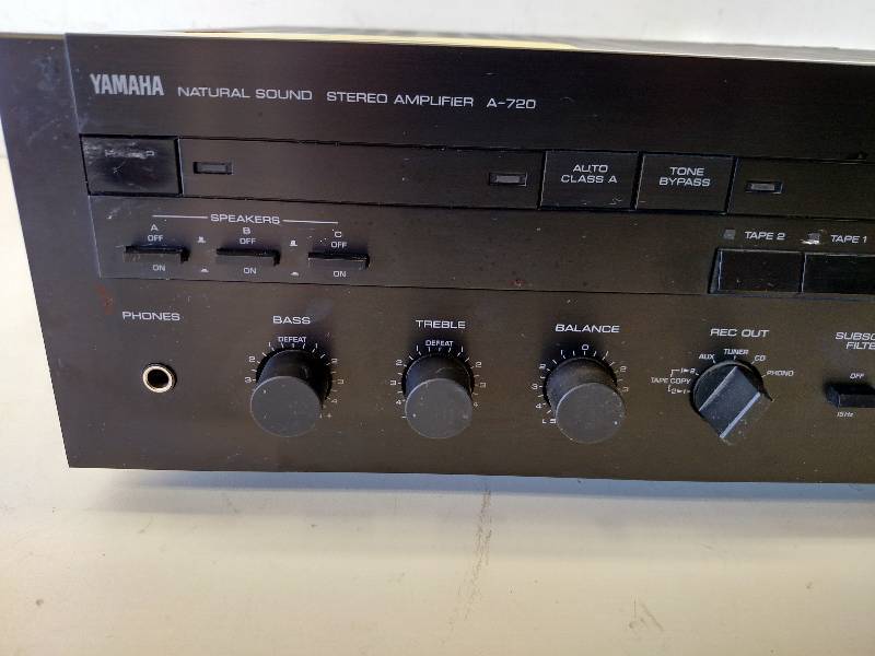 lot 14 image: Yamaha A-720 Natural Sound Stereo A...