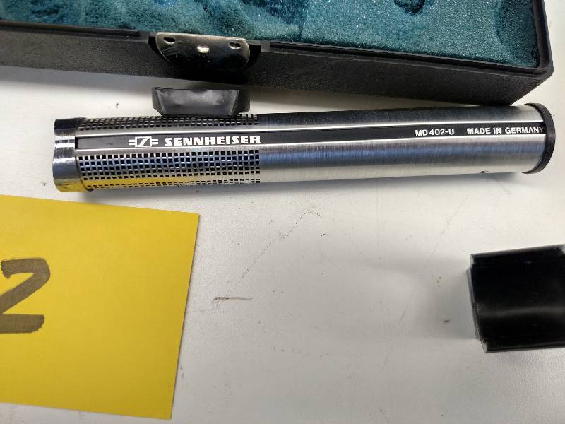 lot 52 image: Sennheiser MD402U Microphone...