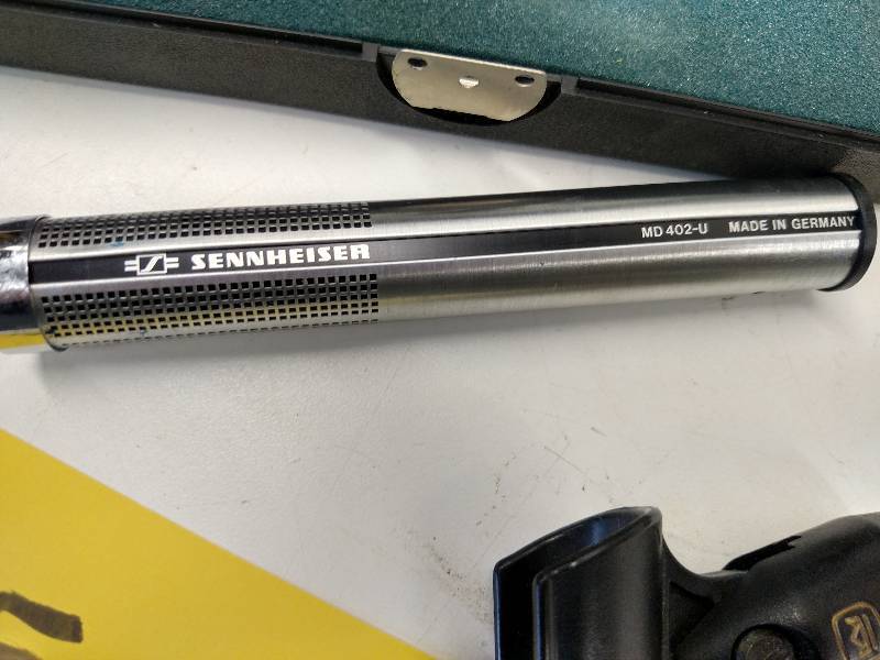 lot 53 image: Sennheiser MD402U Microphone...
