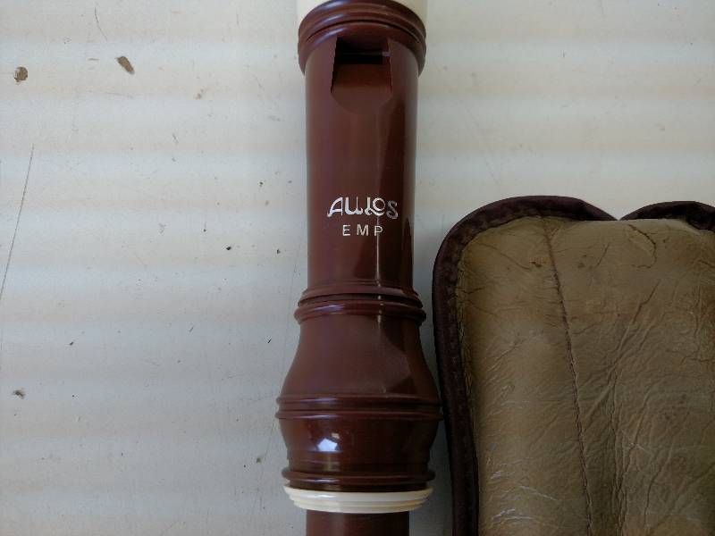 lot 61 image: Aulos EMP Recorder...