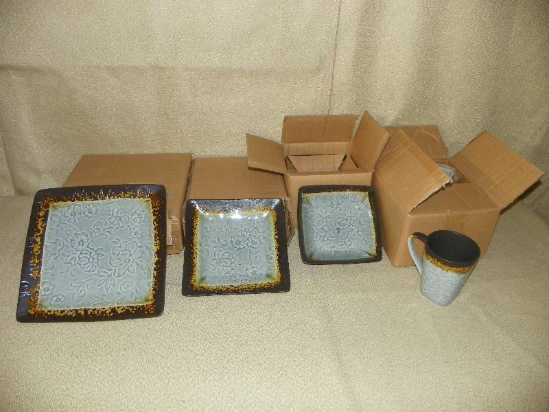 lot 14 image: 16pc Mcleland Reactive glaze DISHES Gray, MSRP $64.99