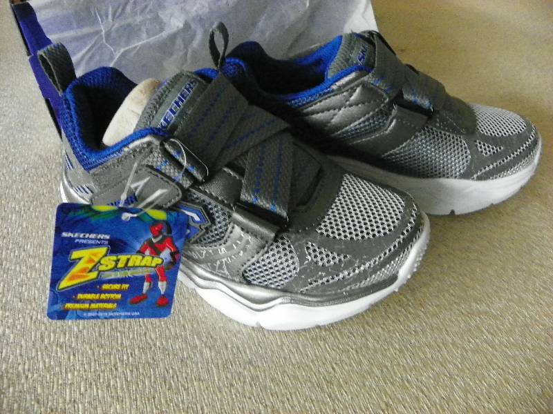 lot 22 image: SKETCHERS Boys Neutron Gunmetal 10.5, MSRP $54.99