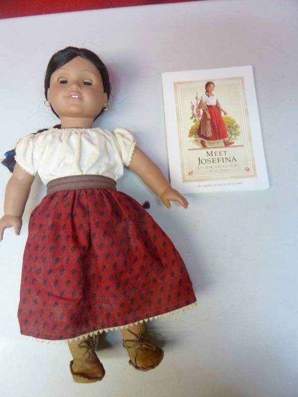 lot 708 image: American Girl Josefina Doll