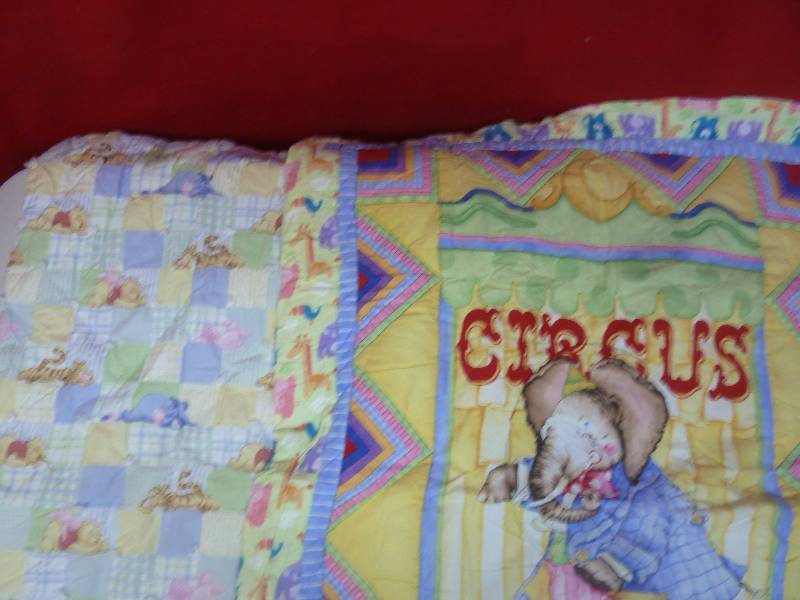 lot 726 image: Handmade Baby Quilts