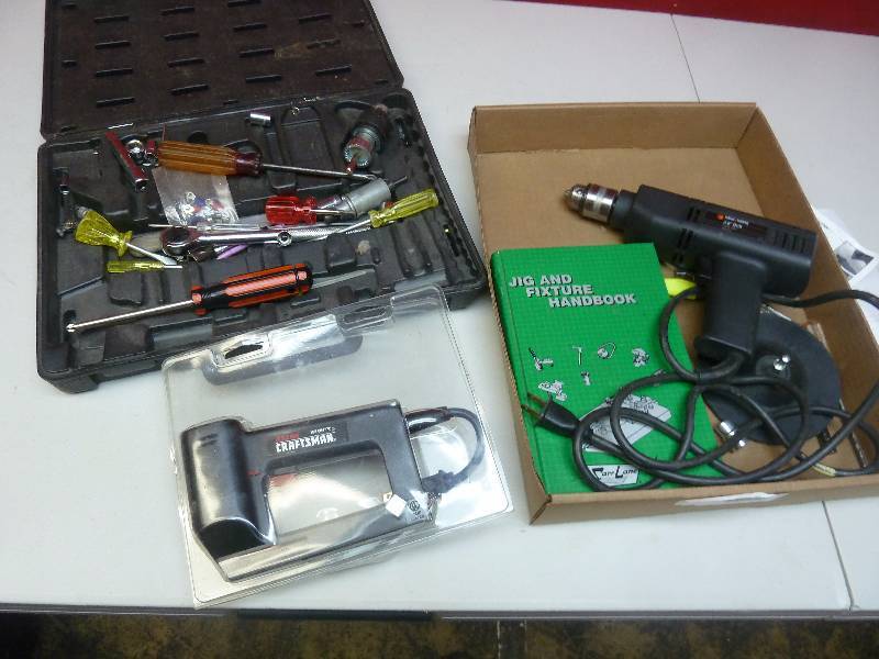 lot 744 image: Tool Lot
