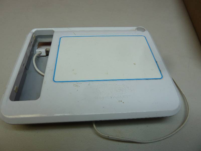 lot 787 image: Wii uDraw