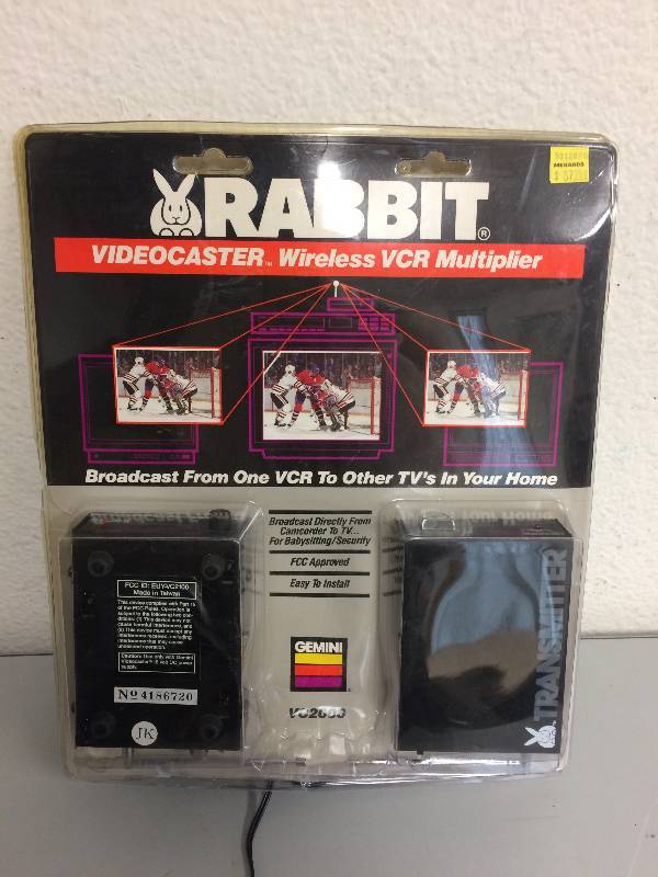 lot 44 image: Rabbit Videocaster Wireless VCR Multiplier