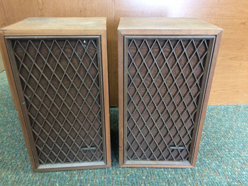 lot 50 image: Realistic Walnut Speakers