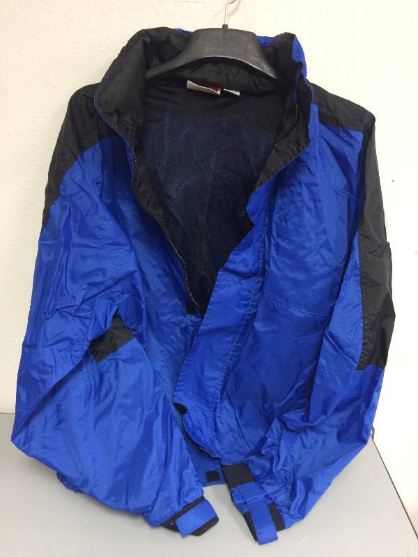 lot 24 image: Marlboro Wind Jacket