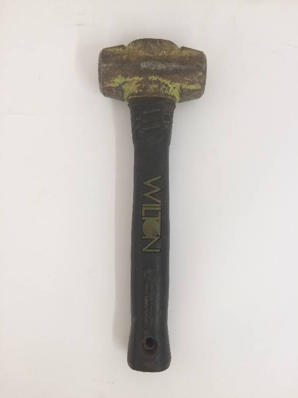 lot 12 image: Sledge Hammer