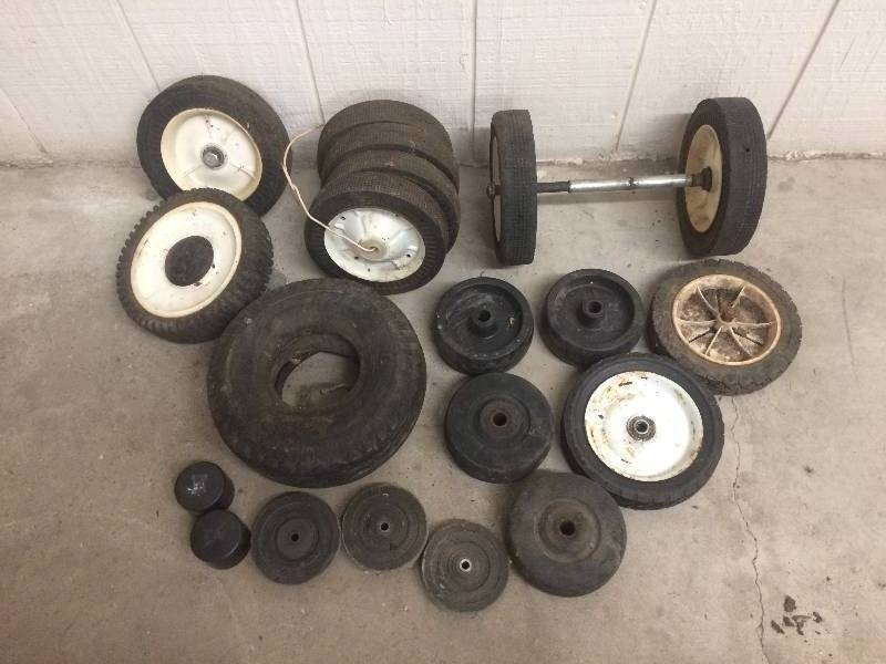 lot 43 image: Wheels