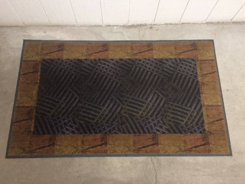 lot 67 image: Entrance Door Mat