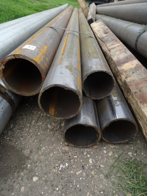 lot 16 image: Bundle of steel pipe. 5 pieces of 3...