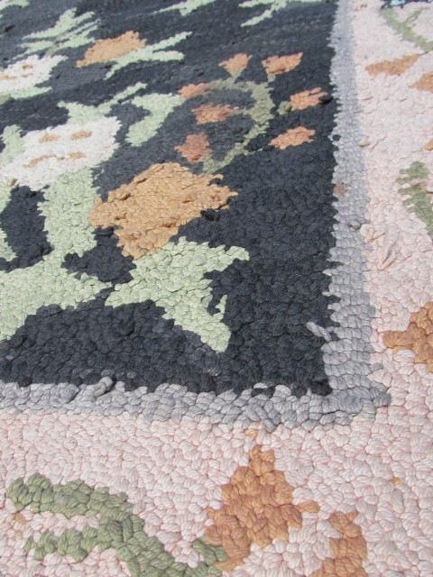lot 22 image: Vintage Floor Rug
