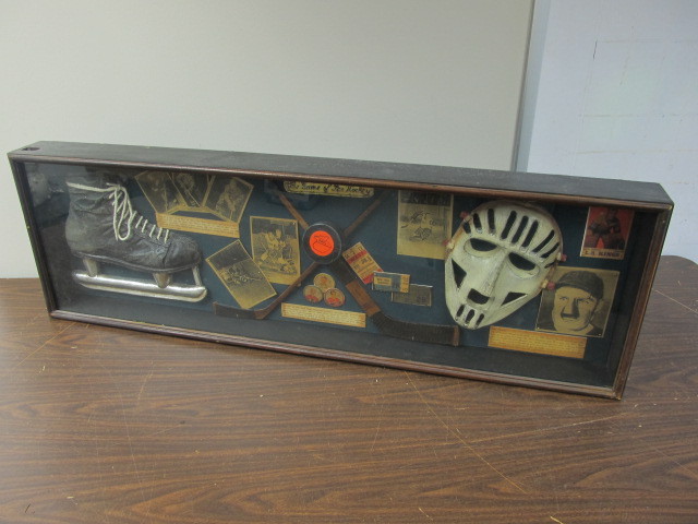 lot 5 image: Large Antique Style HISTORY OF HOCKEY Display