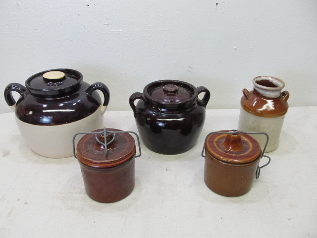 lot 50 image: Lot of Vintage Stoneware Incl. Monmouth