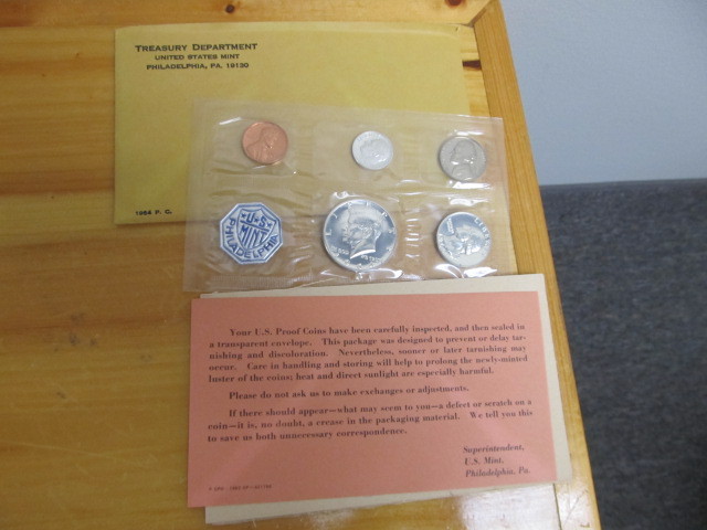 lot 87 image: 1964 U.S. Coin Proof Set wCOA