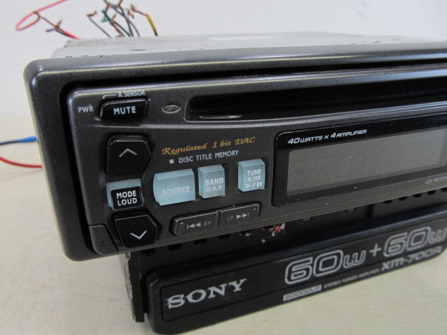 lot 91 image: Alpine Car Stereo w Sony Amplifier