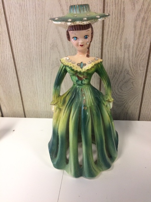 lot 54 image: Antique Napkin Lady Doll  Figurine - Candleholder