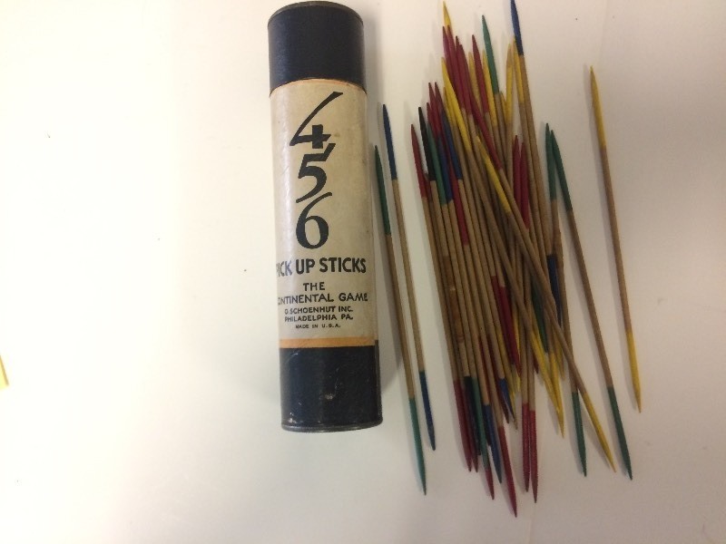 lot 58 image: Vintage Can of Pick up Sticks