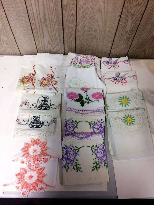 lot 69 image: Vintage Embroidered Pillow Cases