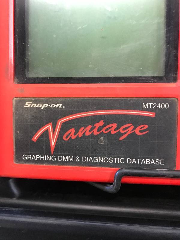 lot 1 image: Snap-On Vantage MT2400 Scan Tool