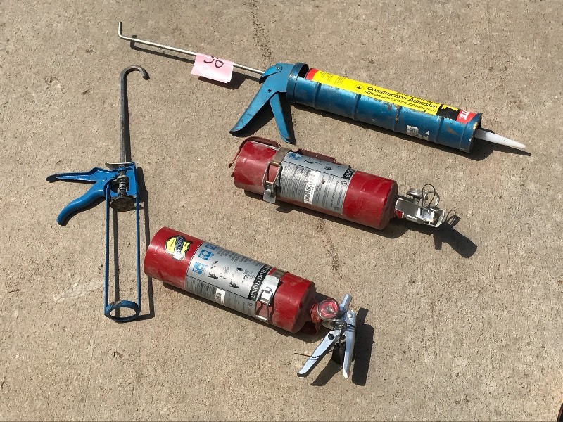 lot 36 image: Lot Of (2) Truck Fire Extinguisher...