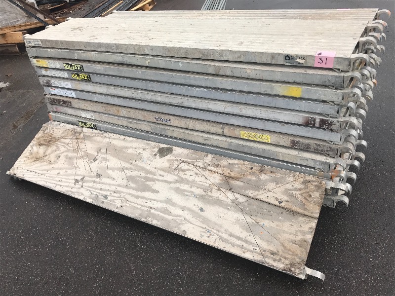 lot 51 image: Lot Of (12) 19x7ft Commercial Alum...