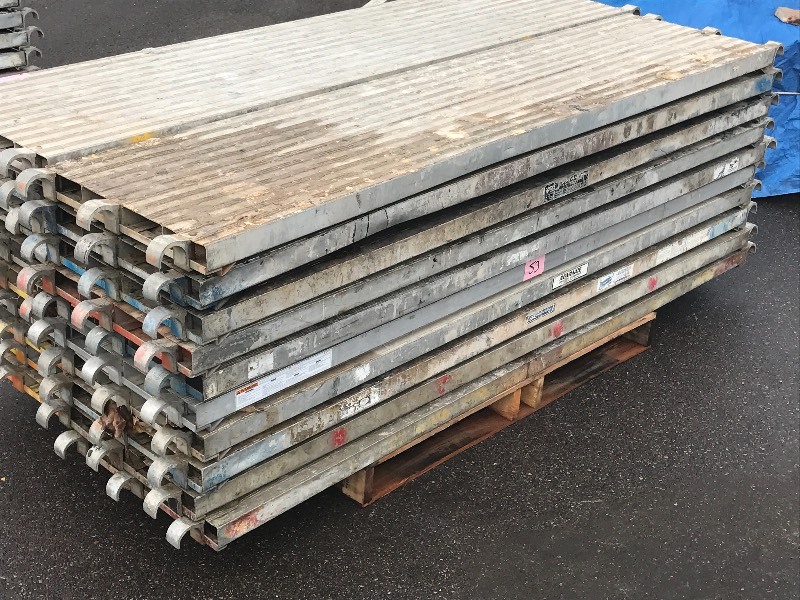 lot 53 image: Lot Of (10) 19x7ft Commercial Alum...