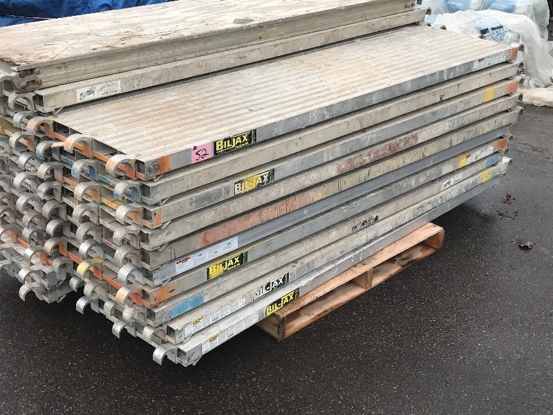 lot 52 image: Lot Of (10) 19x7ft Commercial Alum...
