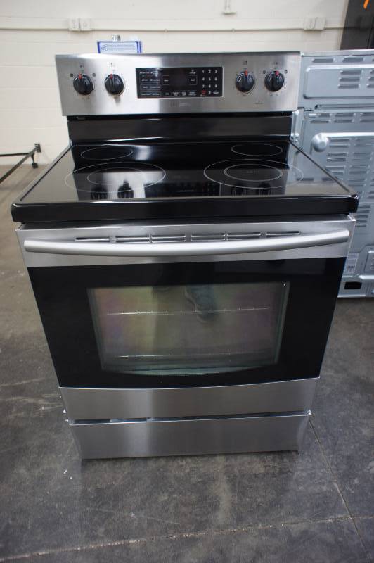 lot 35 image: New - Scratch and Dent - Samsung - Model # ( FER300SX)  Electric Range Oven  - Tested Works - MSRP $ 999.99