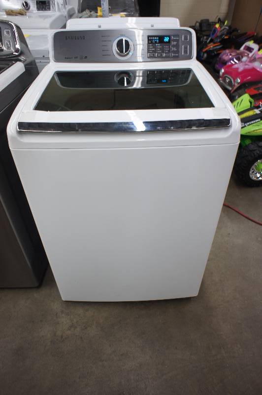 lot 30 image: New Scratch and Dent - Samsung Model # (WA48H7400AW) 4.8 cu. ft. Top-Load Washer - White Color - Tested Works - MSRP $ 899.99