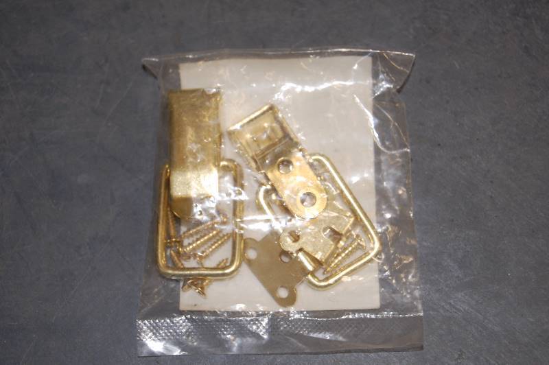 Brass Finish Steel Draw Catch 2 Pack