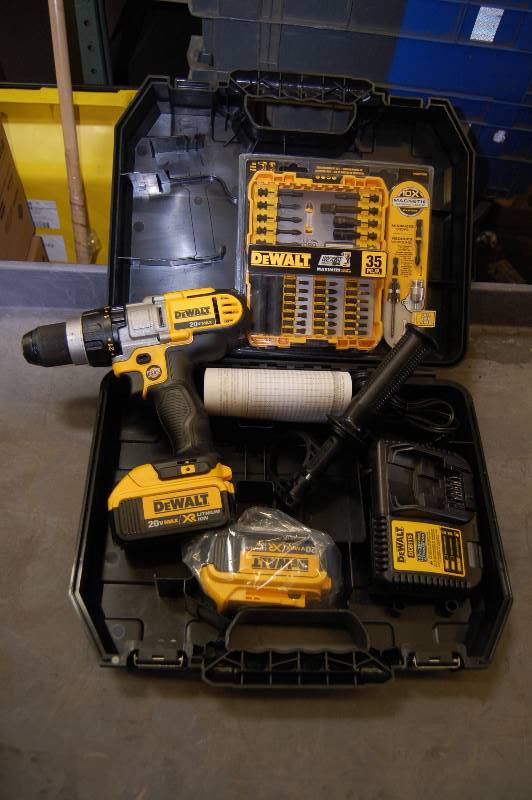 BRAND NEW-20V MAX 4.0Ah Lithium Ion Cordless 12 Premium DrillDriver Kit and Bit Kit
