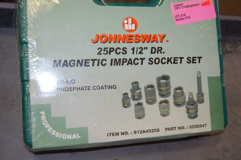 25Pc 12Drive SAE  Metric 6Pt Magnetic Impact Socket Set