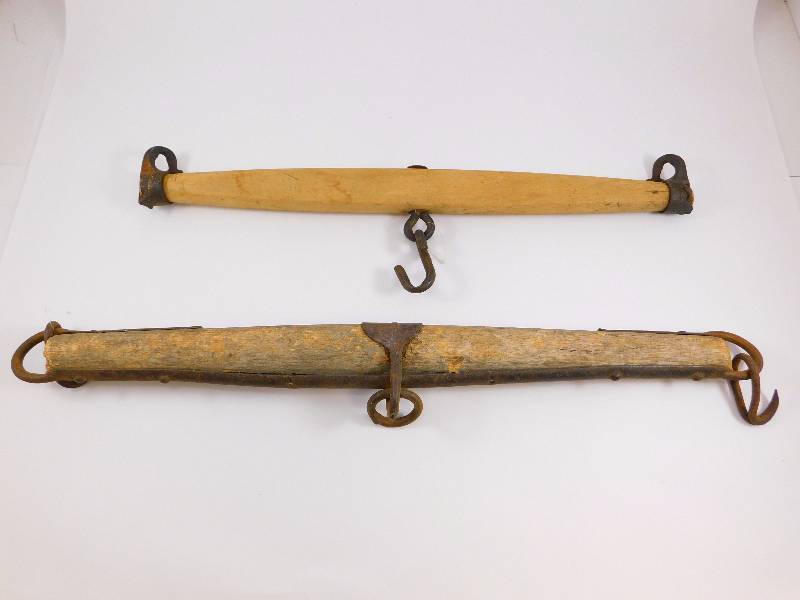lot 4 image: Vintage Horse & Buggy Things