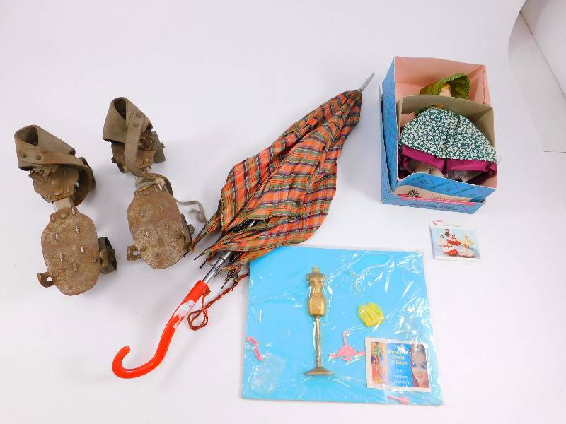 lot 8 image: Lot of various vintage items