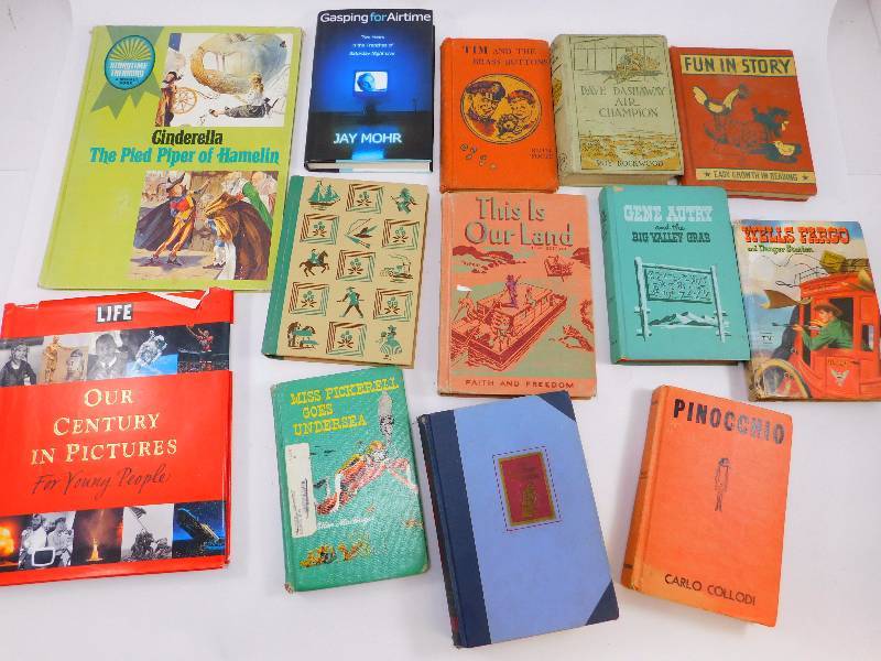 lot 55 image: Lot of Books