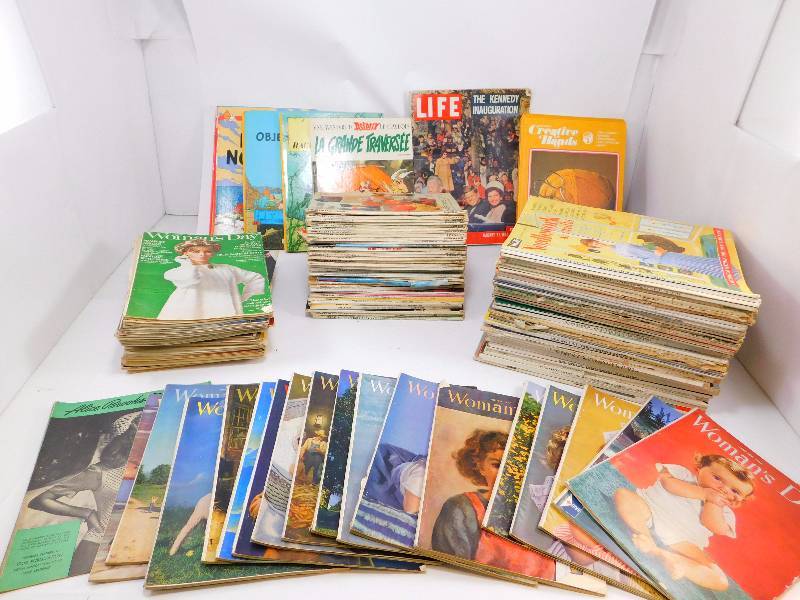lot 57 image: Huge Lot of Vintage Magazines