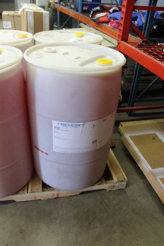 lot 23 image: Fremont Boiler Glycol 9132 in Plastic Barrel
